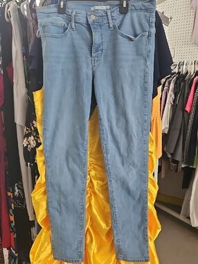 Blue Women’s Slim Jeans Levis 311
